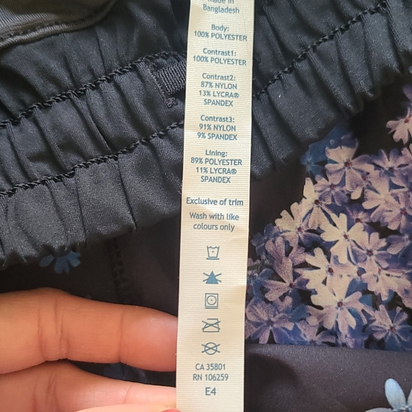 Lululemon Shake And Break Short - Picture 9 of 9